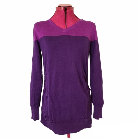 Liz Lange Maternity Purple Color Block Long Sleeve Pullover Sweater - Picture 1 of 12